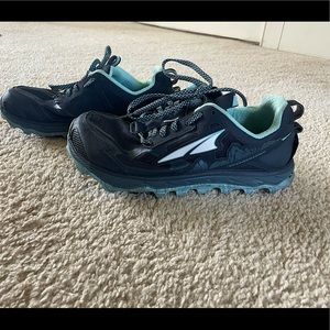 Altra Lone Peak 4.5 Trail Shoes